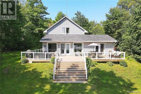 20 Harts Lake Beach Road, House detached with 3 bedrooms, 2 bathrooms and null parking in Gagetown NB | Card Image