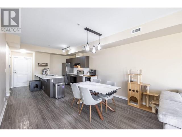 158 - 4099 Stolberg Street, Condo with 2 bedrooms, 2 bathrooms and 1 parking in Richmond BC | Image 9