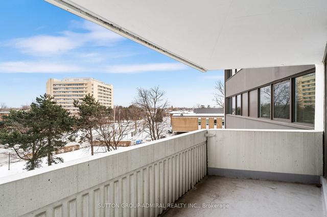 405 - 150 Neptune Dr, Condo with 3 bedrooms, 2 bathrooms and 1 parking in Toronto ON | Image 24