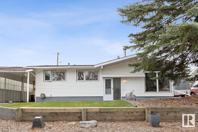 11 Geneva Cr, House detached with 3 bedrooms, 1 bathrooms and null parking in St. Albert AB | Card Image