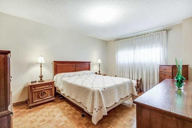144 Jackman Cres, House detached with 4 bedrooms, 4 bathrooms and 4 parking in Vaughan ON | Image 14