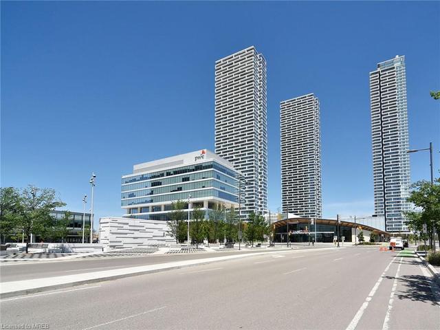 5103 - 950 Portage Parkway, House attached with 2 bedrooms, 2 bathrooms and null parking in Vaughan ON | Card Image