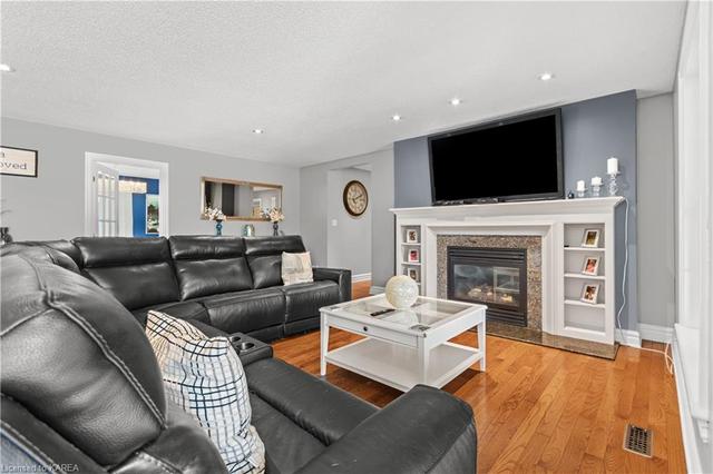 2533 Leeman Road, House detached with 4 bedrooms, 3 bathrooms and 23 parking in Kingston ON | Image 50