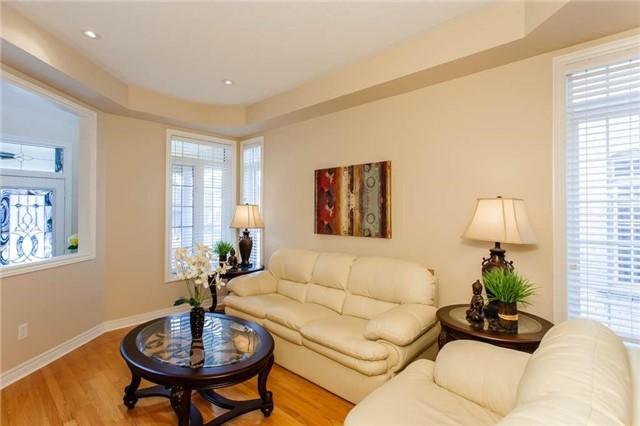867 Sombrero Way, House detached with 4 bedrooms, 4 bathrooms and 4 parking in Mississauga ON | Image 3