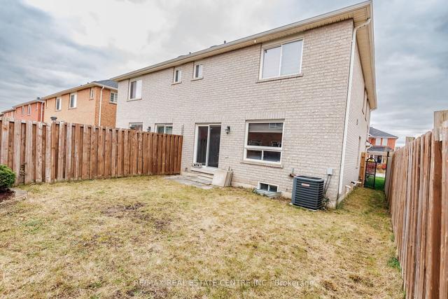 23 Albery Rd, House semidetached with 4 bedrooms, 3 bathrooms and 3 parking in Brampton ON | Image 21