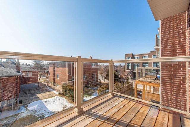 37 Juneau St, House attached with 3 bedrooms, 3 bathrooms and 2 parking in Vaughan ON | Image 35