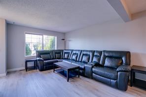 351 Falshire Way Ne, House detached with 3 bedrooms, 2 bathrooms and 2 parking in Calgary AB | Image 8