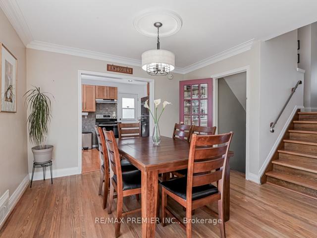 93 Black Creek Blvd, House detached with 4 bedrooms, 2 bathrooms and 4 parking in Toronto ON | Image 31