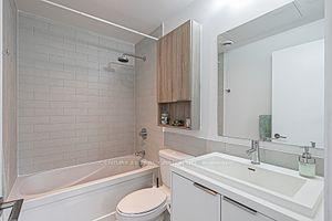405 - 6 Sonic Way, Condo with 1 bedrooms, 2 bathrooms and 0 parking in Toronto ON | Image 8