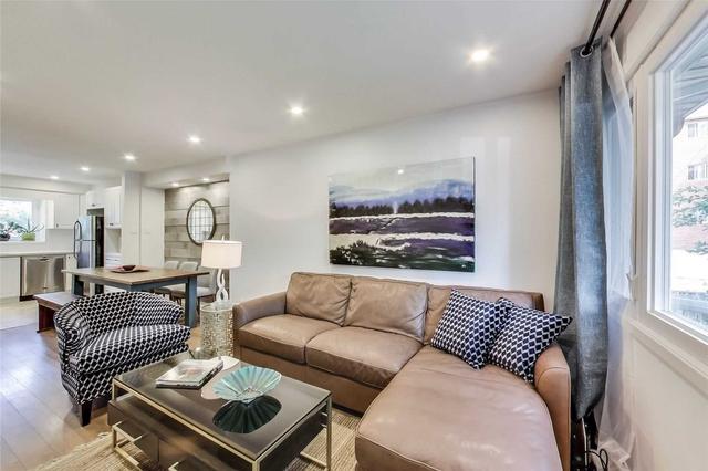 19 Sydenham St, House attached with 3 bedrooms, 3 bathrooms and 2 parking in Toronto ON | Image 23