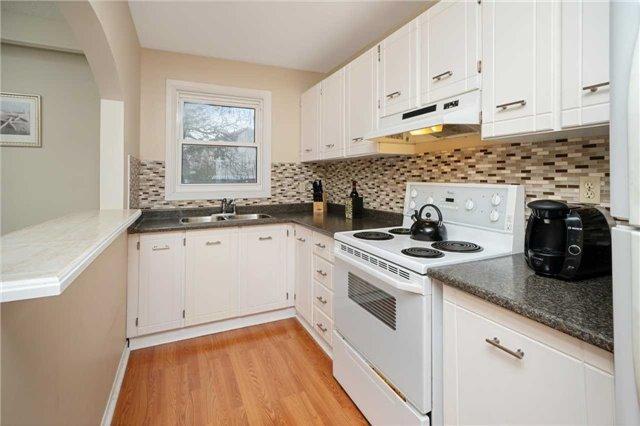 92 - 371 Bronte St S, Townhouse with 3 bedrooms, 3 bathrooms and 1 parking in Milton ON | Image 9