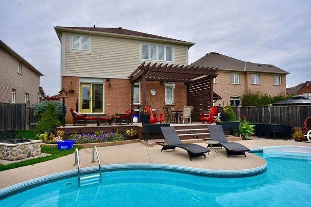 103 Empire Dr, House detached with 4 bedrooms, 5 bathrooms and 6 parking in Barrie ON | Image 12