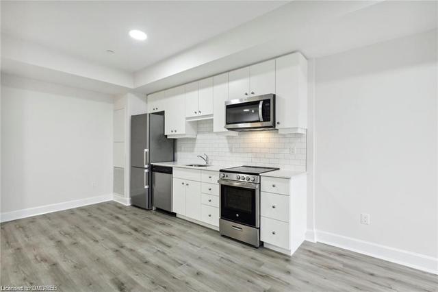 608 - 243 Northfield Drive E, House attached with 1 bedrooms, 1 bathrooms and 1 parking in Waterloo ON | Image 3