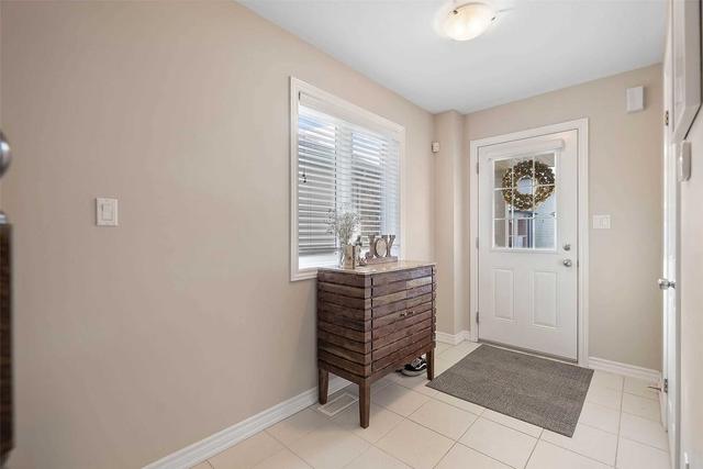 77 Avery Cres, Condo with 3 bedrooms, 3 bathrooms and 5 parking in St. Catharines ON | Image 21