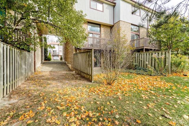 16 - 6860 Glen Erin Dr, Townhouse with 4 bedrooms, 3 bathrooms and 2 parking in Mississauga ON | Image 26