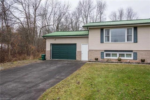 146 Old Portage Rd, House detached with 2 bedrooms, 2 bathrooms and 7 parking in Quinte West ON | Image 21