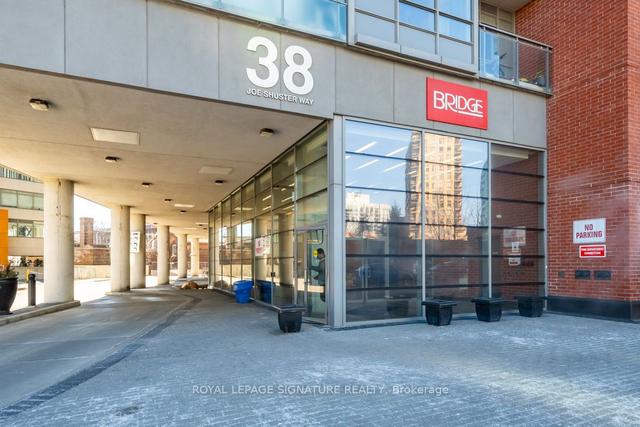 1007 - 38 Joe Shuster Way, Condo with 2 bedrooms, 2 bathrooms and 1 parking in Toronto ON | Image 22