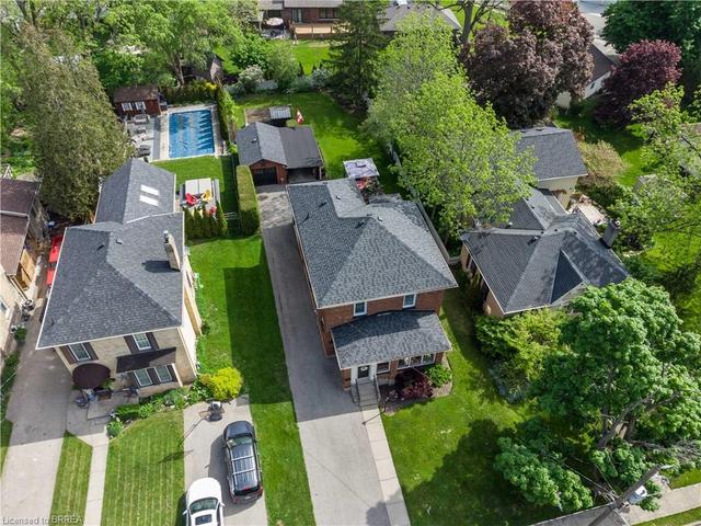 25 St Andrew Street, House detached with 4 bedrooms, 1 bathrooms and 4 parking in Brant ON | Image 38