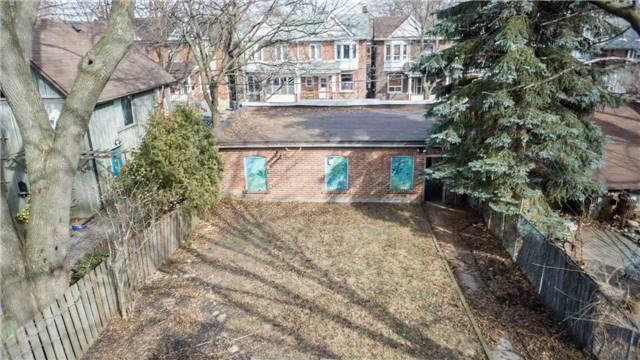 upper - 279 Pacific Ave, House detached with 3 bedrooms, 1 bathrooms and 1 parking in Toronto ON | Image 11