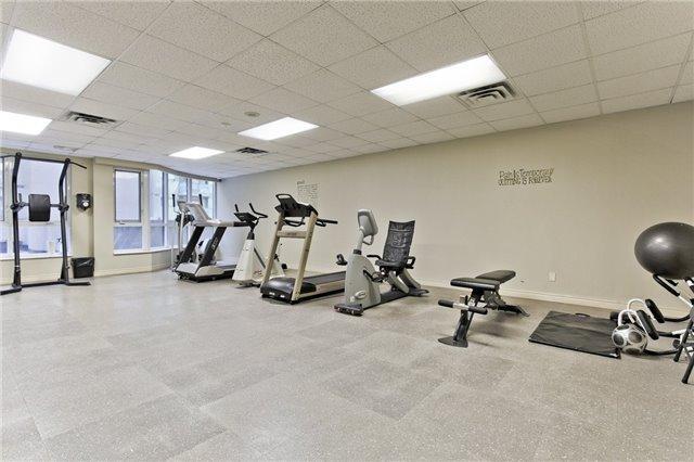 1001 - 55 Bloor St, Condo with 1 bedrooms, 1 bathrooms and 1 parking in Toronto ON | Image 3