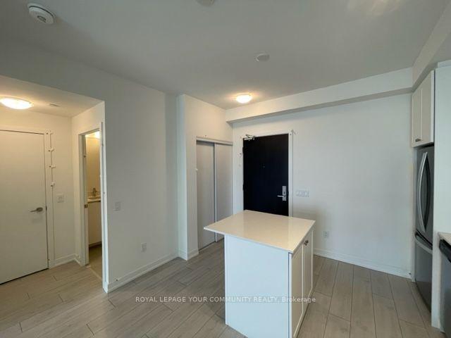 2206 - 55 Duke St W, Condo with 1 bedrooms, 1 bathrooms and 0 parking in Kitchener ON | Image 4