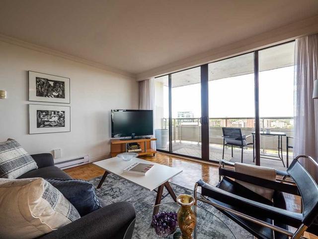 2402 - 980 Broadview Ave, Condo with 3 bedrooms, 2 bathrooms and 1 parking in Toronto ON | Image 30
