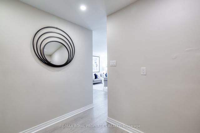 105 - 39 Kimbercroft Crt, Condo with 1 bedrooms, 1 bathrooms and 1 parking in Toronto ON | Image 8