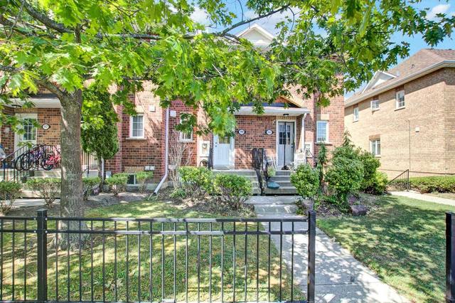 99 - 2 Hedge End Rd, Townhouse with 2 bedrooms, 2 bathrooms and 2 parking in Toronto ON | Image 25