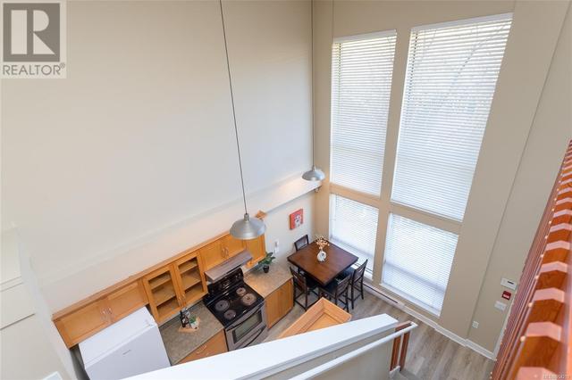 112 - 880 Short St, Condo with 2 bedrooms, 2 bathrooms and 1 parking in Saanich BC | Image 20