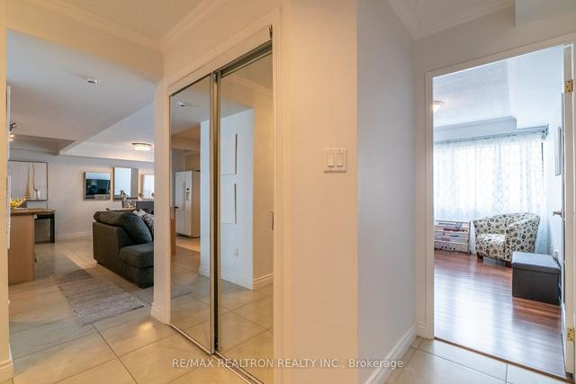 1403 - 50 Elm Drive East, Condo with 2 bedrooms, 1 bathrooms and 1 parking in Mississauga ON | Image 15