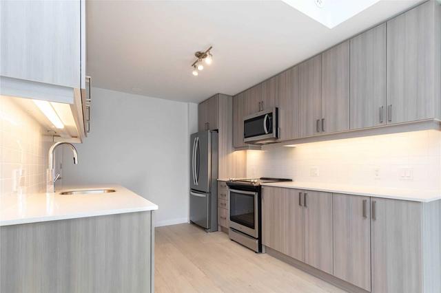 th01 - 7895 Jane St, Townhouse with 4 bedrooms, 2 bathrooms and 1 parking in Vaughan ON | Image 23