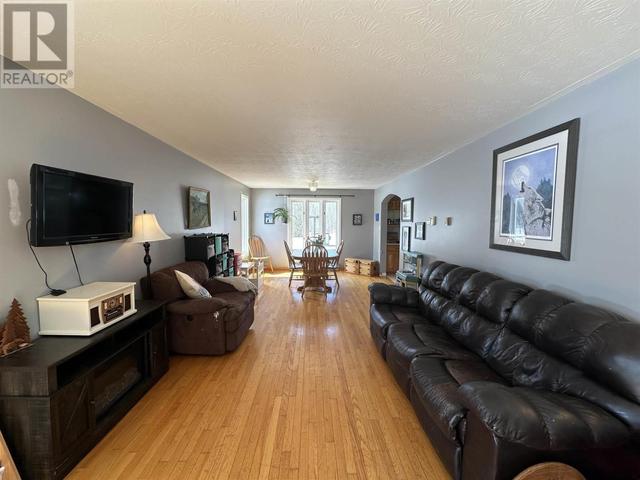 1663 11 Hwy S, House detached with 4 bedrooms, 1 bathrooms and null parking in Cochrane ON | Image 26