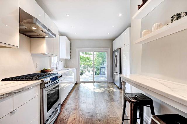 86 Kenilworth Ave, House semidetached with 3 bedrooms, 1 bathrooms and 1 parking in Toronto ON | Image 7