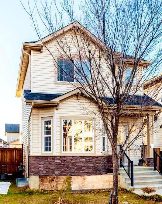 192 Saddlebrook Circle Ne, House detached with 4 bedrooms, 3 bathrooms and 2 parking in Calgary AB | Image 1