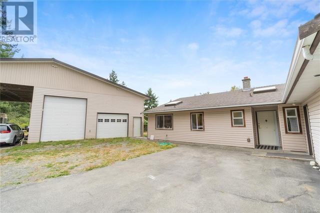 2445 Godfrey Rd, House detached with 5 bedrooms, 3 bathrooms and 4 parking in Nanaimo C BC | Image 18