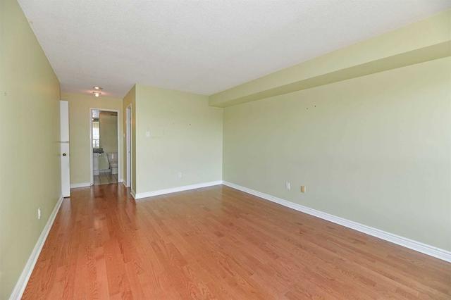 902 - 1 Clark Ave W, Condo with 2 bedrooms, 2 bathrooms and 2 parking in Vaughan ON | Image 8