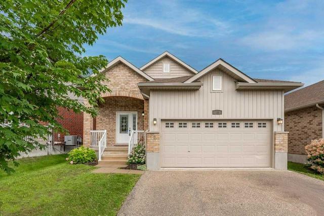 18 Creighton Ave, House detached with 3 bedrooms, 2 bathrooms and 4 parking in Guelph ON | Image 1