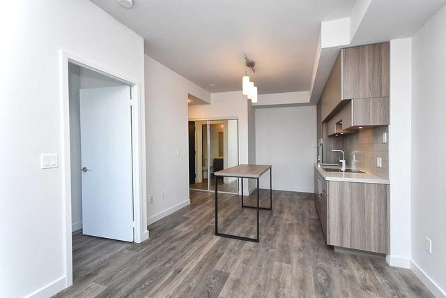 3207 - 8 Eglinton Ave E, Condo with 1 bedrooms, 1 bathrooms and 0 parking in Toronto ON | Image 10