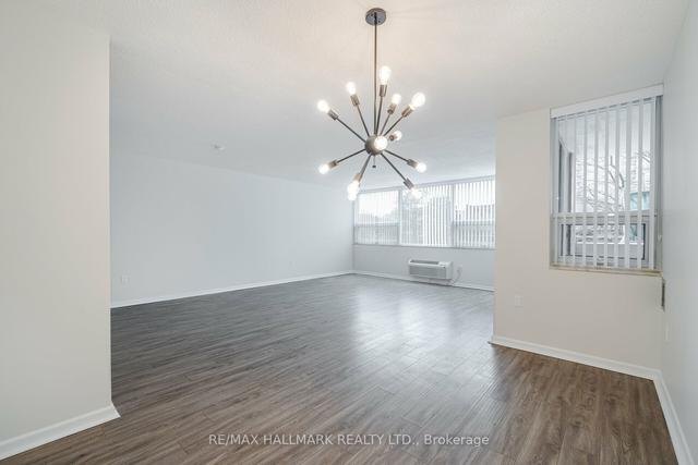 208 - 121 Ling Rd, Condo with 2 bedrooms, 2 bathrooms and 1 parking in Toronto ON | Image 19