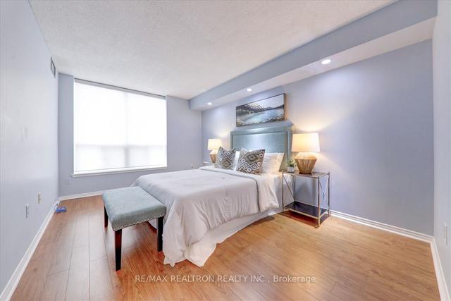 1202 - 430 Mclevin Ave, Condo with 2 bedrooms, 2 bathrooms and 1 parking in Toronto ON | Image 6