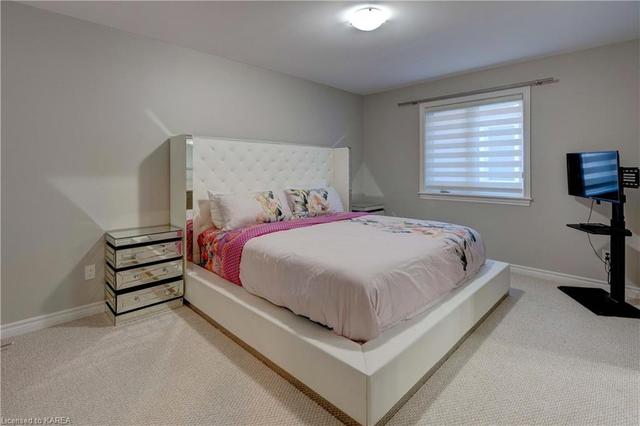 2nd bedroom with private ensuite | Image 19