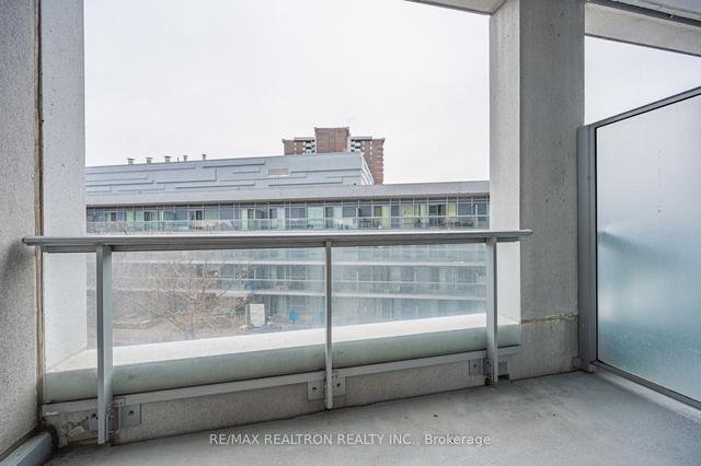 301 - 30 Herons Hill Way, Condo with 1 bedrooms, 1 bathrooms and 1 parking in Toronto ON | Image 13