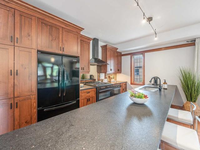 2b Croydon Rd, House detached with 3 bedrooms, 4 bathrooms and 2 parking in Toronto ON | Image 8