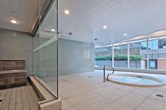 2411 - 21 Widmer St, Condo with 2 bedrooms, 2 bathrooms and 1 parking in Toronto ON | Image 28