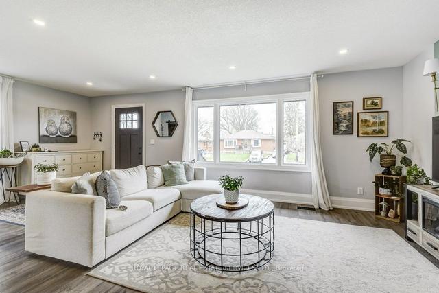 2127 Sunnydale Dr, House detached with 3 bedrooms, 2 bathrooms and 9 parking in Burlington ON | Image 39