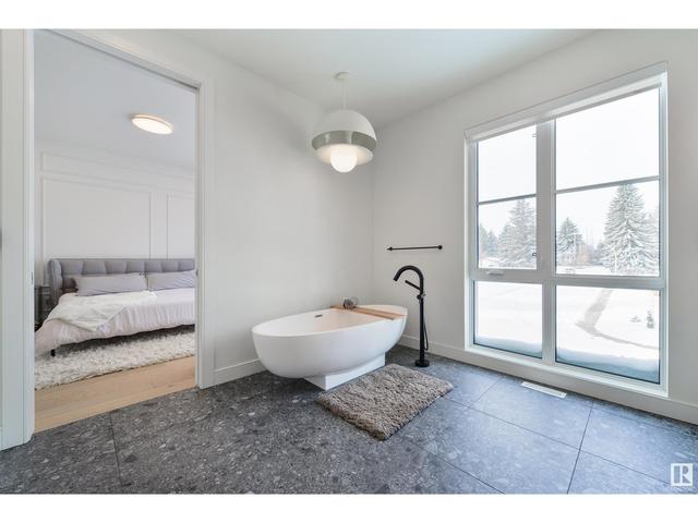 8905 140 St Nw, House detached with 5 bedrooms, 3 bathrooms and null parking in Edmonton AB | Image 33
