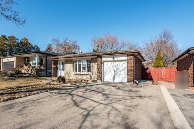 73 Glebe Cres, House detached with 3 bedrooms, 3 bathrooms and 5 parking in Brampton ON | Image 12