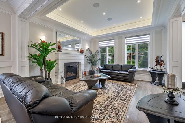 179 Lord Seaton Rd, House detached with 5 bedrooms, 8 bathrooms and 4 parking in Toronto ON | Image 26