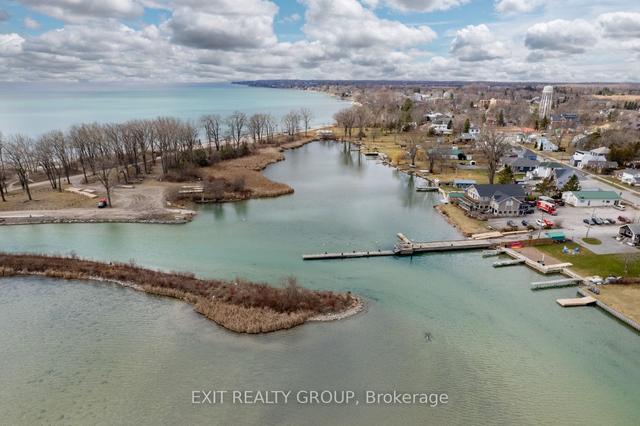 163 Main St, House detached with 3 bedrooms, 2 bathrooms and 3 parking in Prince Edward County ON | Image 27
