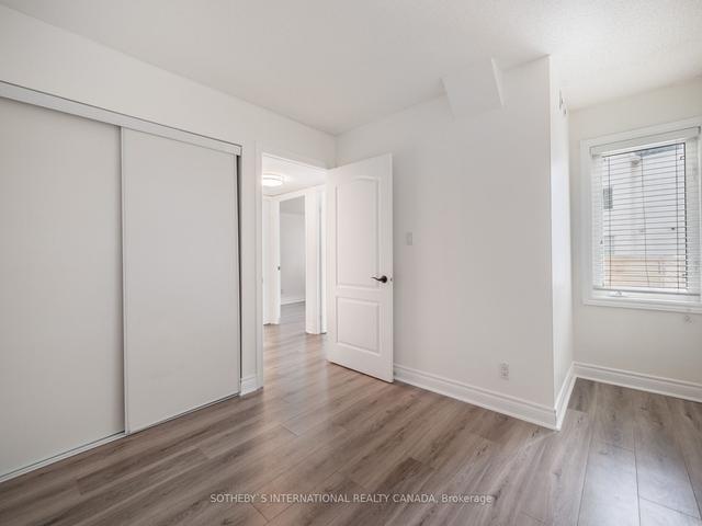 802 - 12 Sudbury St, Condo with 3 bedrooms, 1 bathrooms and 1 parking in Toronto ON | Image 10